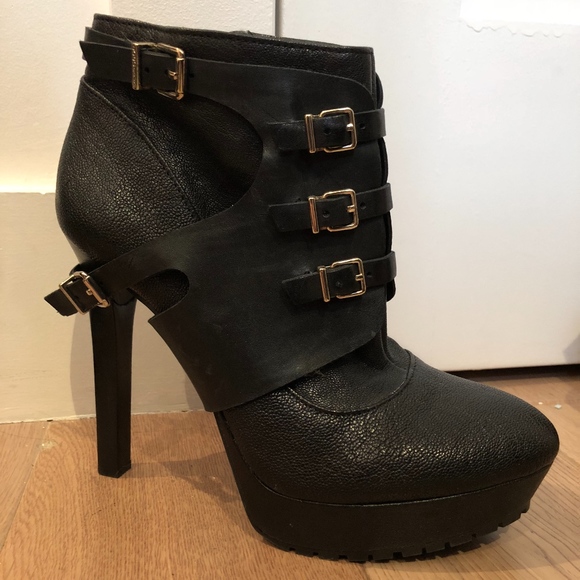 BCBG Combat Booties - Size 9 - Picture 2 of 6